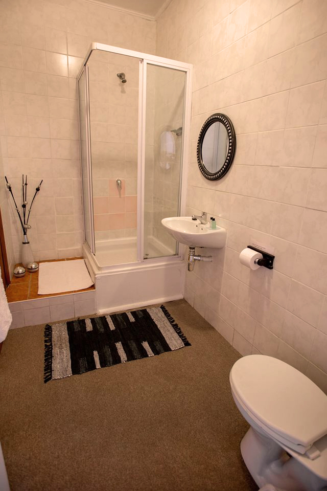 Bathroom 3